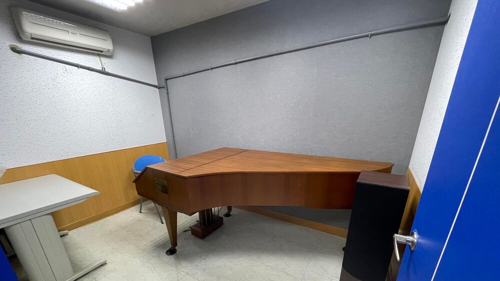 專業教室：604大鍵琴教室(4F) -1