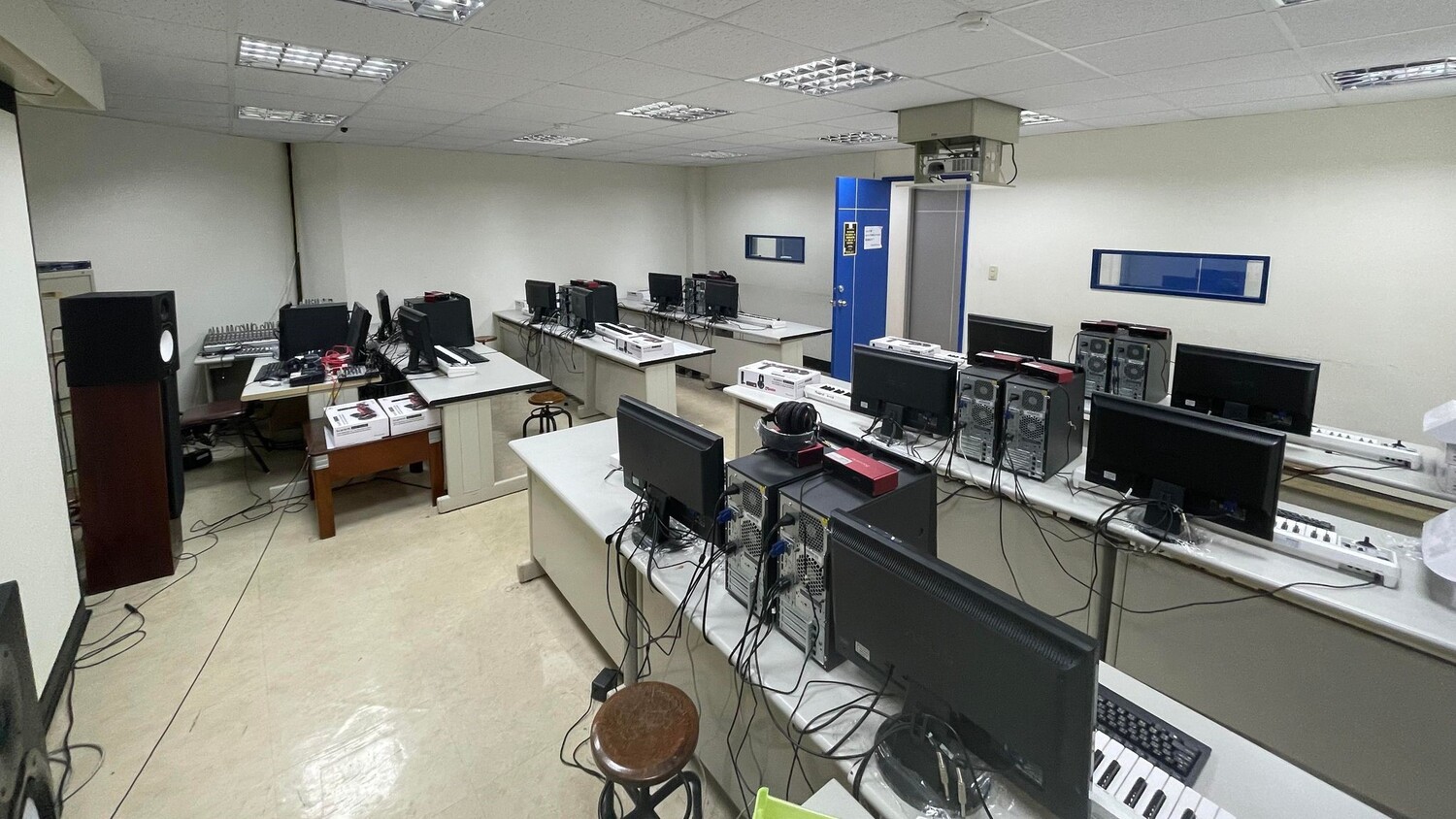 合班教室：606電腦教室(6F)-2